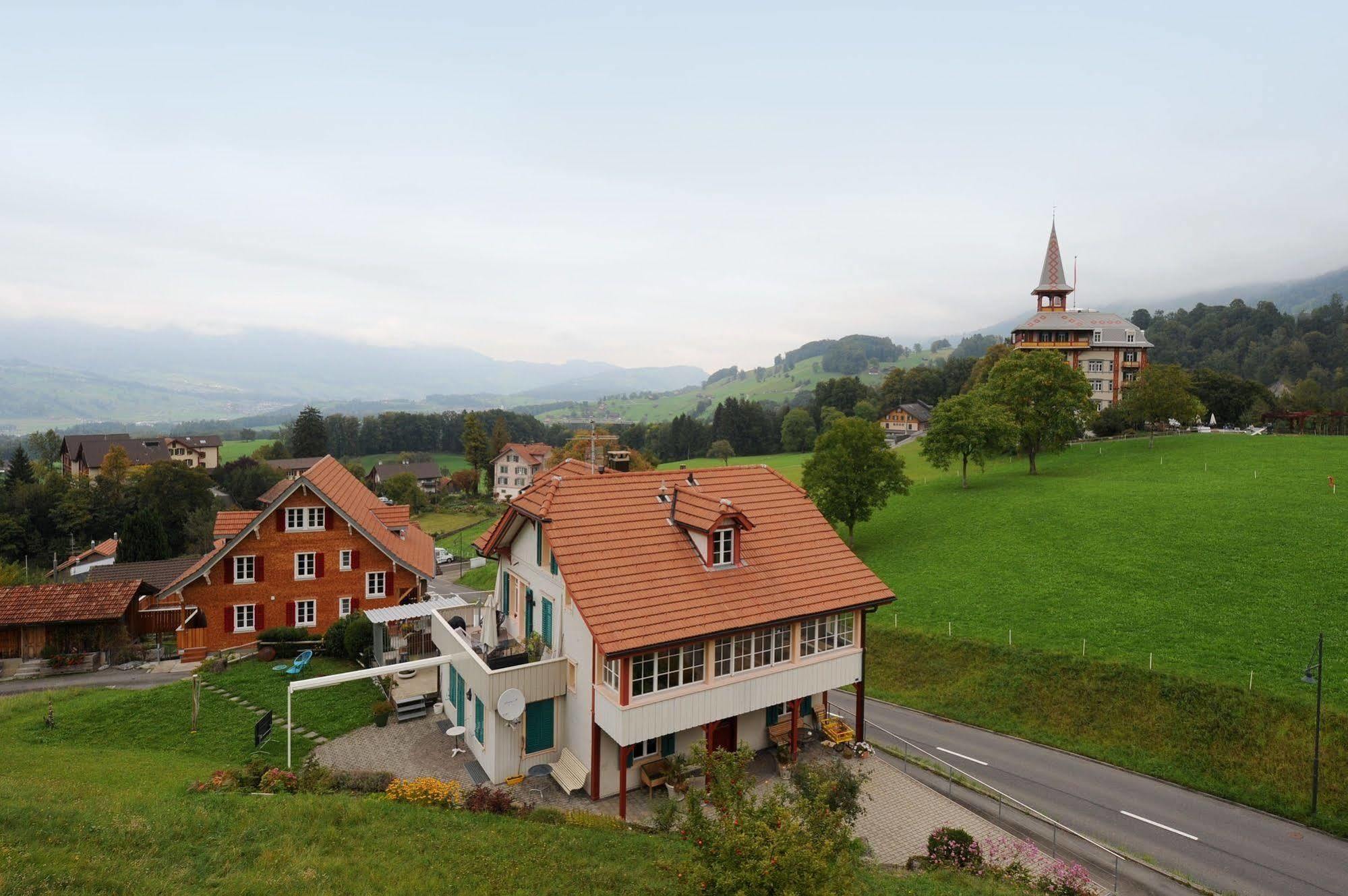 Gasthaus Paxmontana Sachseln Exterior photo